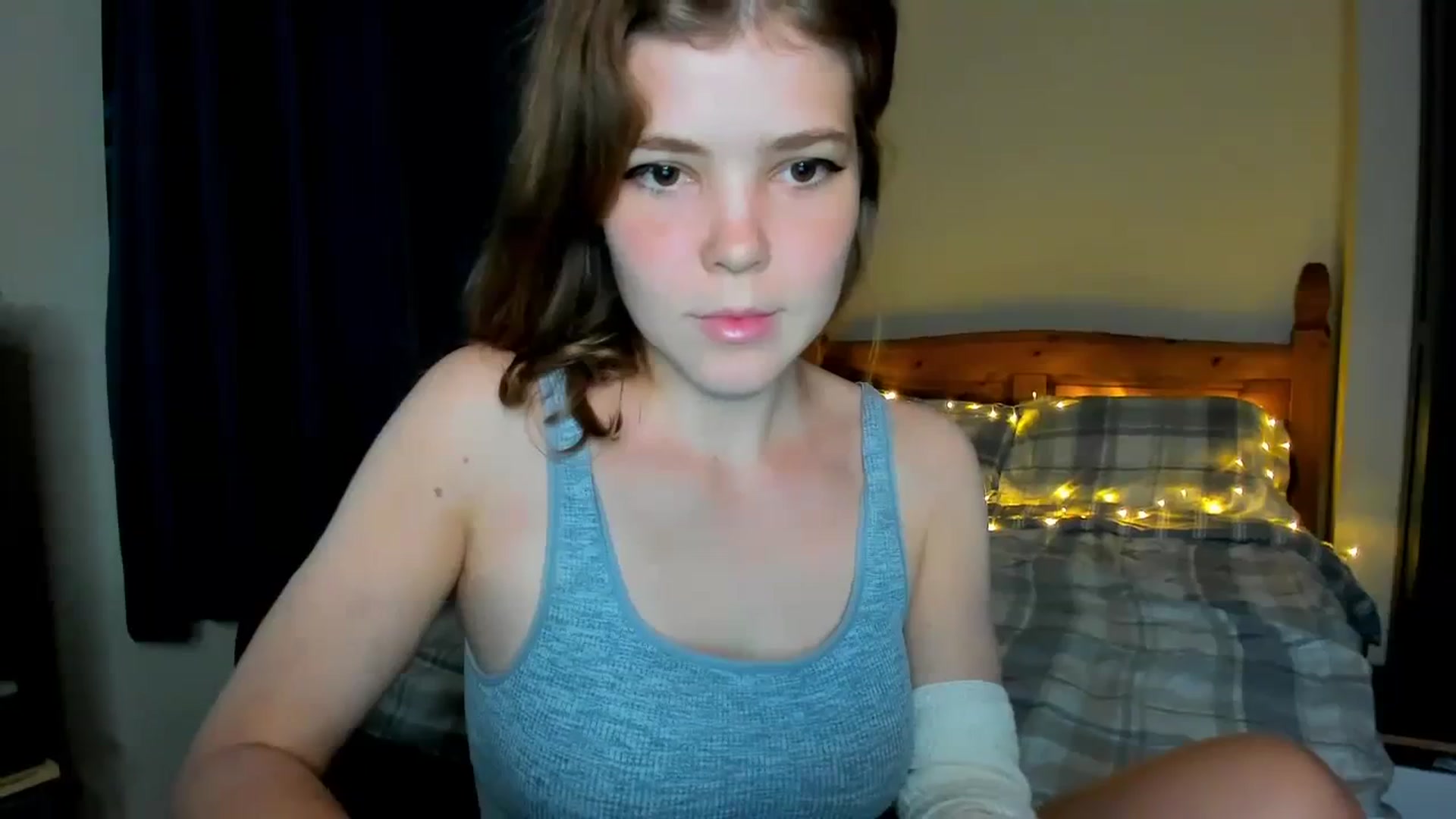 Gallery image thumbnail from EffyShy's myfreecams stream on, 09/16/2023, 18:55 image 14 of 20