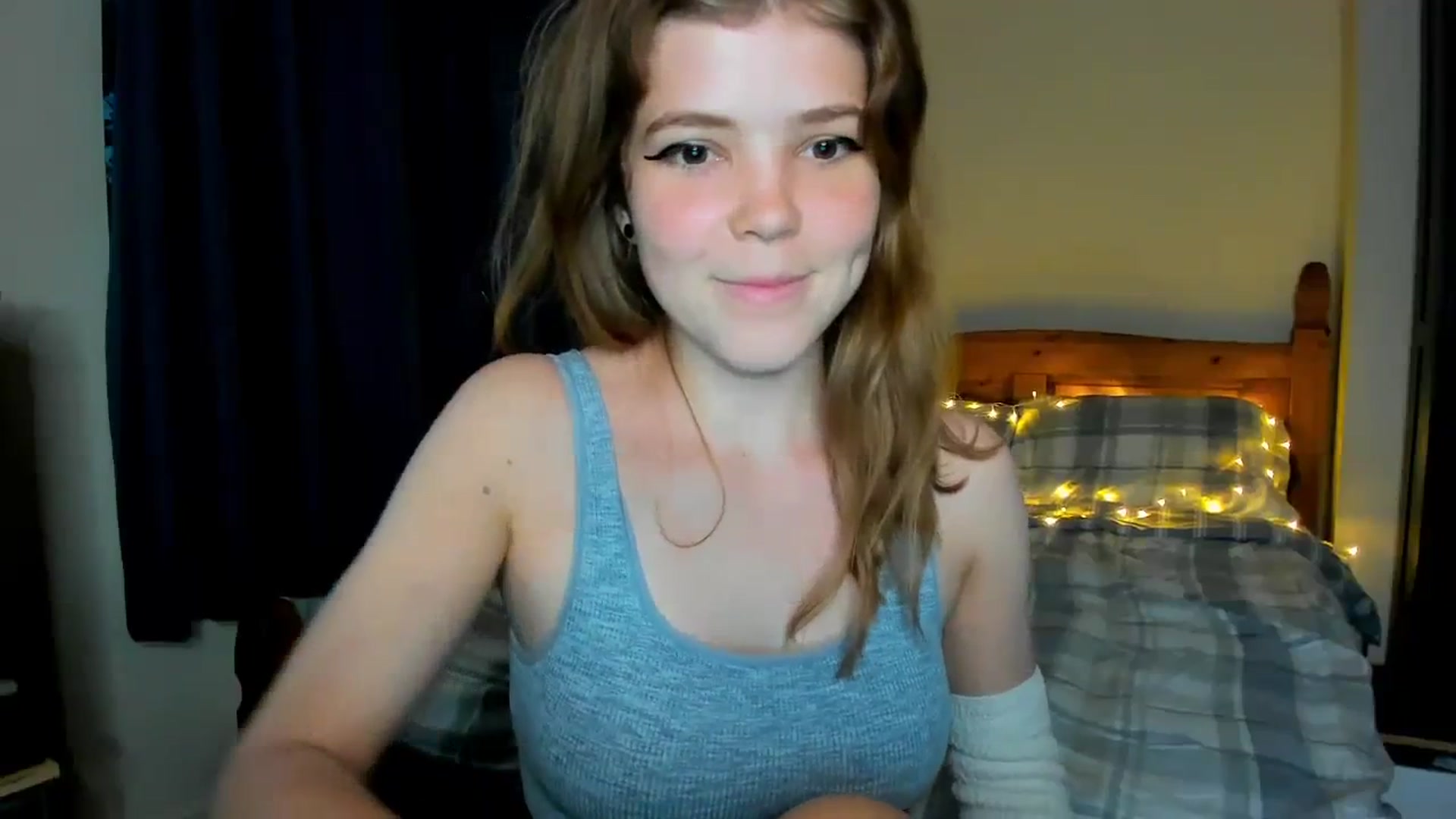 Gallery image thumbnail from EffyShy's myfreecams stream on, 09/16/2023, 18:55 image 5 of 20