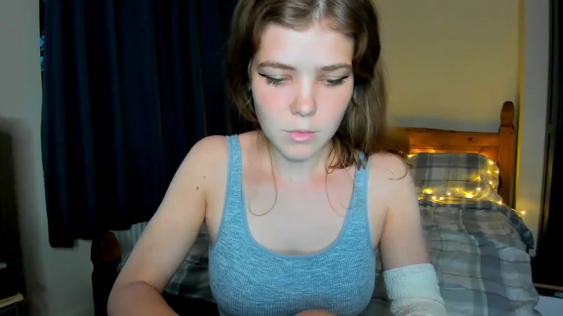 Gallery image thumbnail from EffyShy's myfreecams stream on, 09/16/2023, 18:55 image 2 of 20