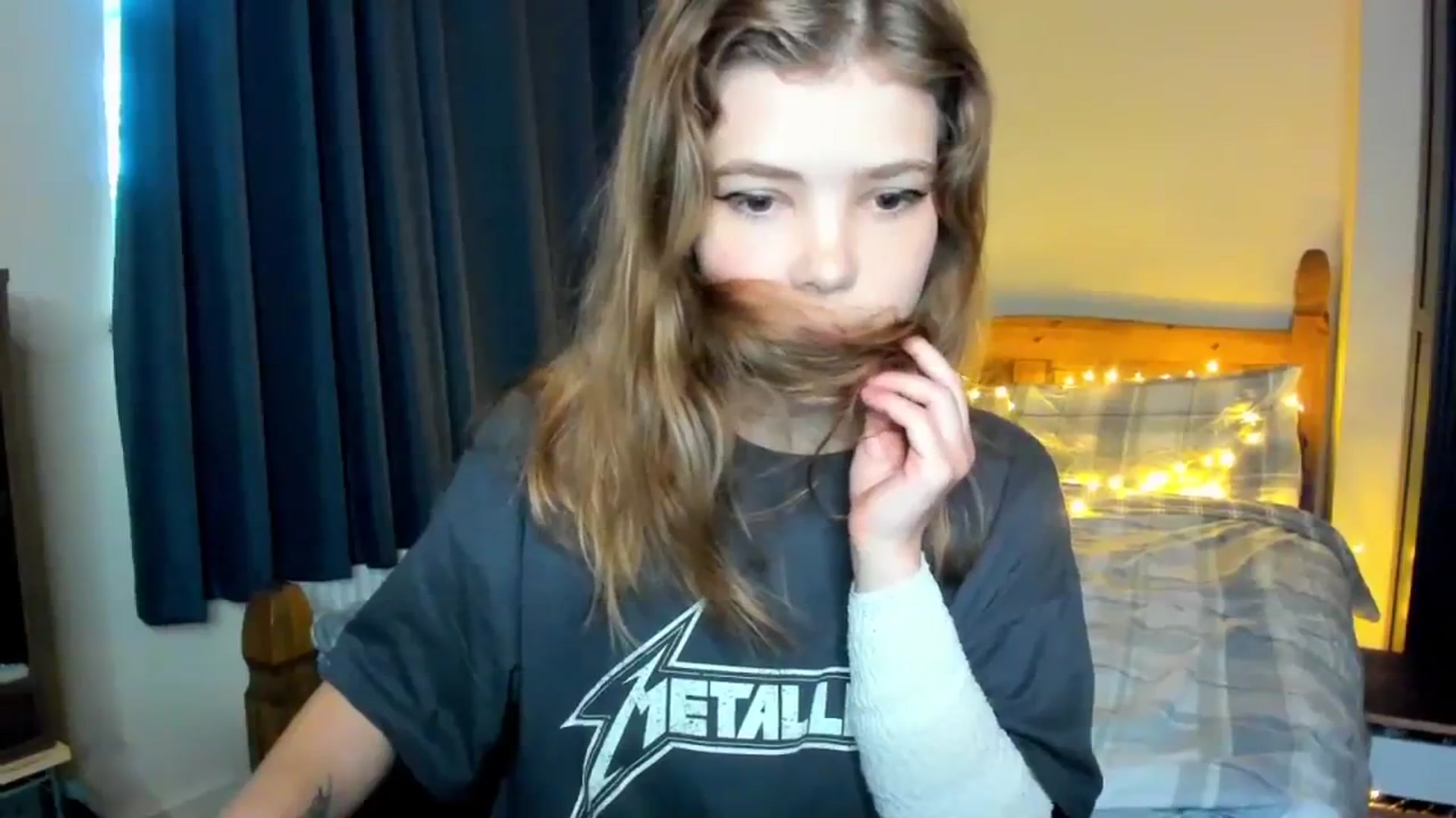 Gallery image thumbnail from EffyShy's myfreecams stream on, 10/24/2023, 15:07 image 6 of 20