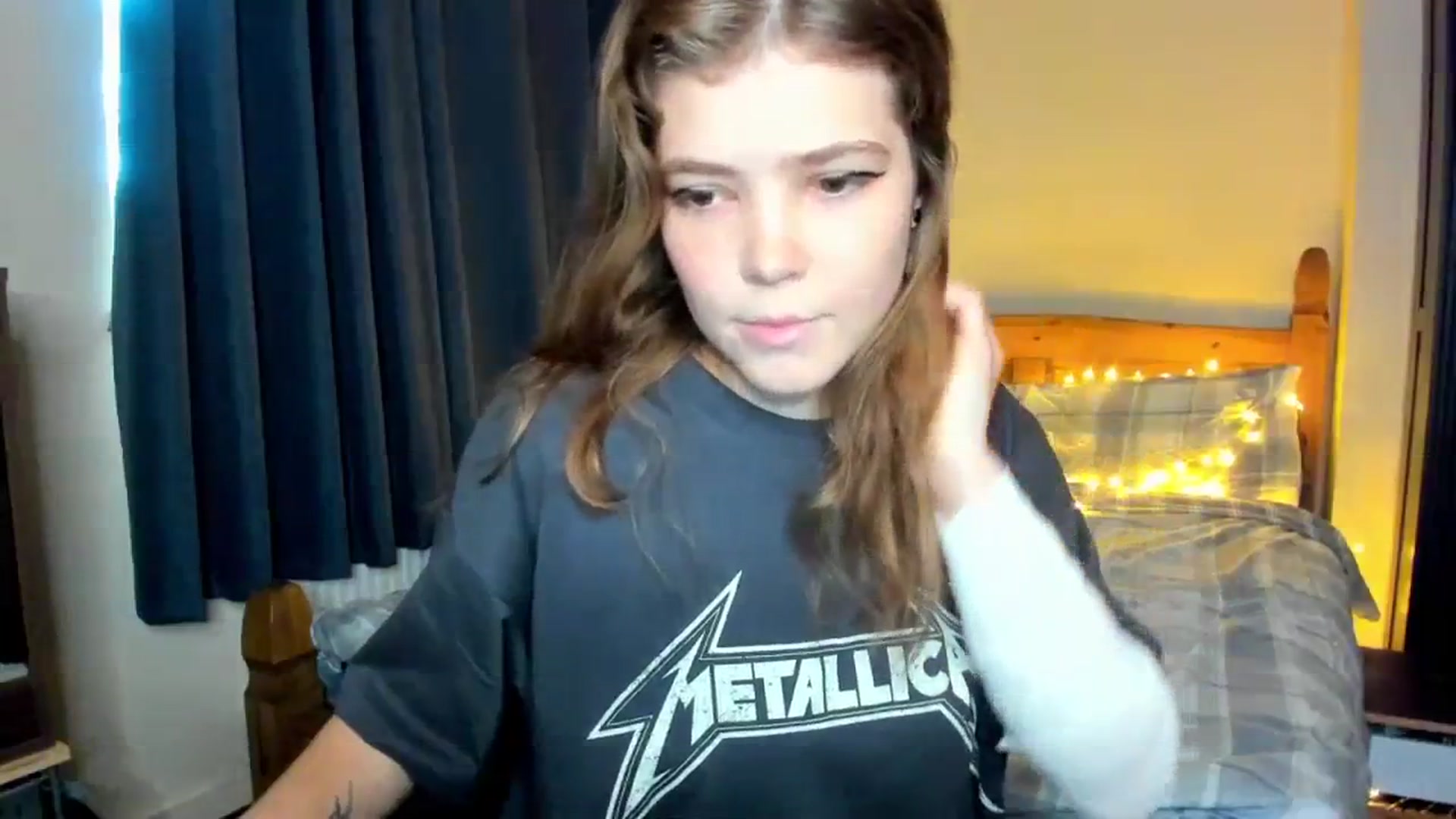Gallery image thumbnail from EffyShy's myfreecams stream on, 10/24/2023, 15:07 image 5 of 20