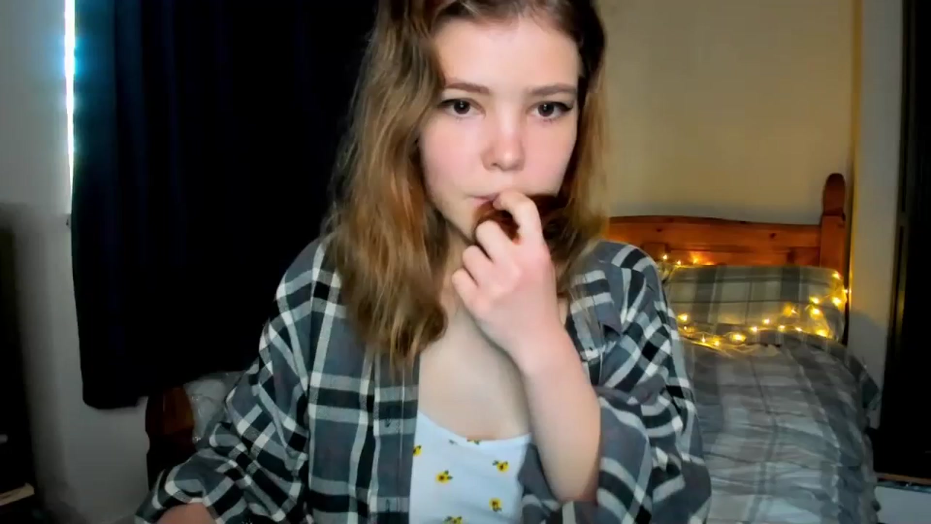 Gallery image thumbnail from EffyShy's myfreecams stream on, 11/13/2023, 15:27 image 1 of 20