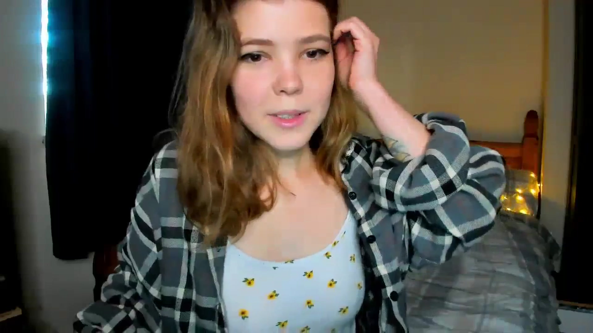 Gallery image thumbnail from EffyShy's myfreecams stream on, 11/13/2023, 15:27 image 9 of 20