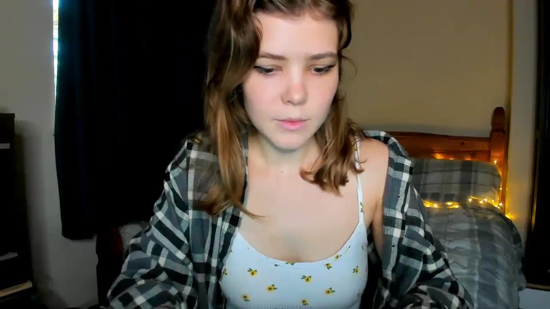 Gallery image thumbnail from EffyShy's myfreecams stream on, 11/16/2023, 14:44 image 16 of 20