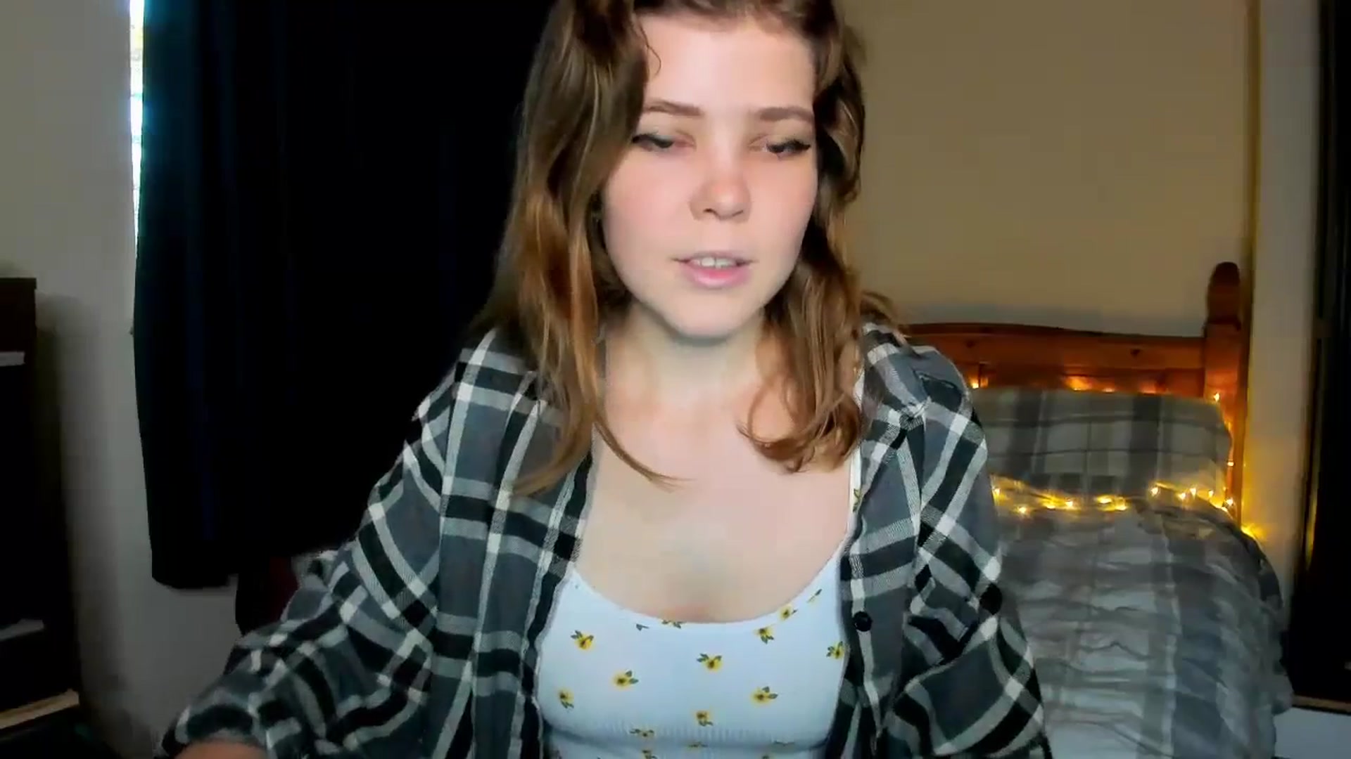 Gallery image thumbnail from EffyShy's myfreecams stream on, 11/16/2023, 14:44 image 10 of 20