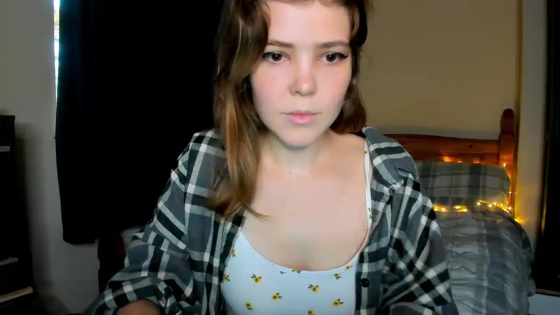 Gallery image thumbnail from EffyShy's myfreecams stream on, 11/16/2023, 14:44 image 17 of 20
