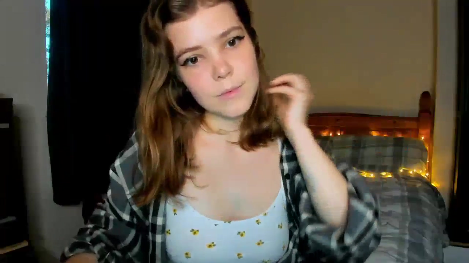 Gallery image thumbnail from EffyShy's myfreecams stream on, 11/16/2023, 15:43 image 19 of 20