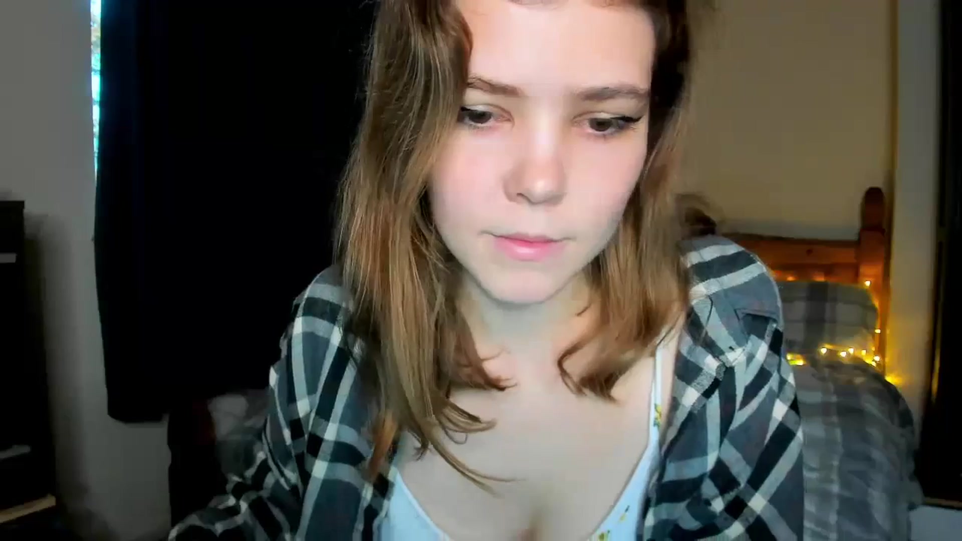 Gallery image thumbnail from EffyShy's myfreecams stream on, 11/16/2023, 15:43 image 9 of 20