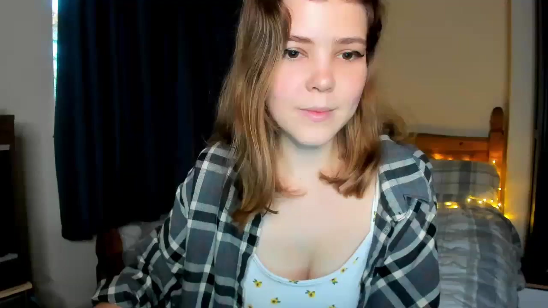 Gallery image thumbnail from EffyShy's myfreecams stream on, 11/16/2023, 15:43 image 5 of 20