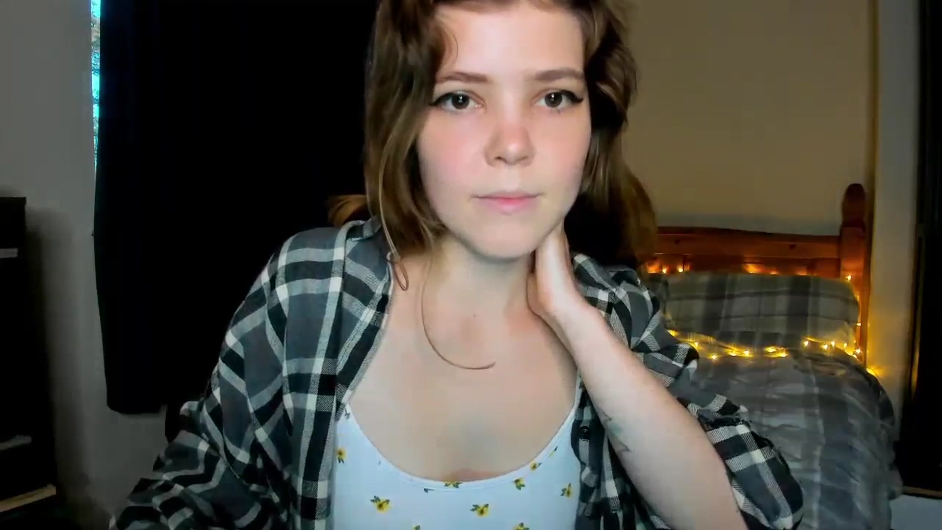 Gallery image thumbnail from EffyShy's myfreecams stream on, 11/16/2023, 15:43 image 20 of 20