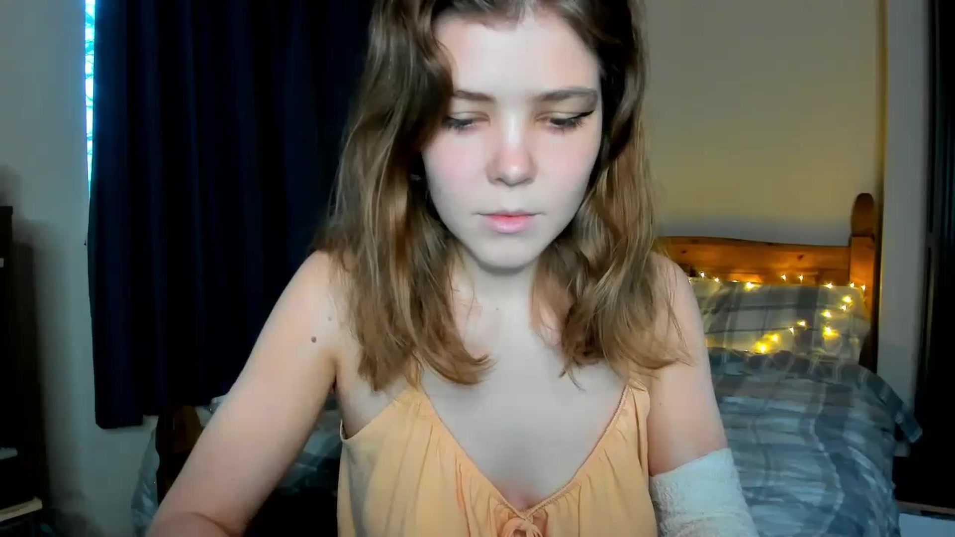 Gallery image thumbnail from EffyShy's myfreecams stream on, 11/22/2023, 15:29 image 7 of 20
