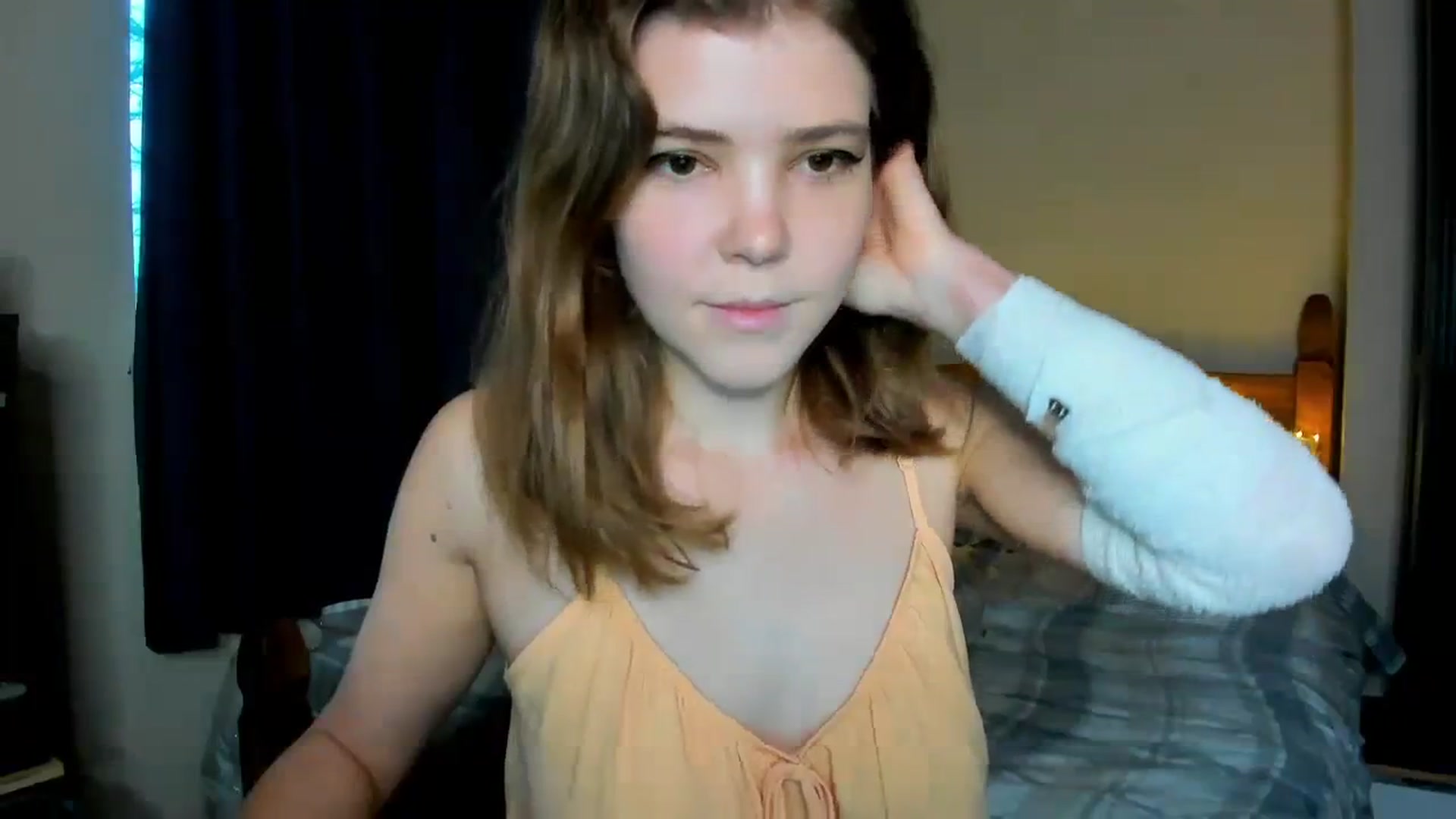 Gallery image thumbnail from EffyShy's myfreecams stream on, 11/22/2023, 15:29 image 15 of 20