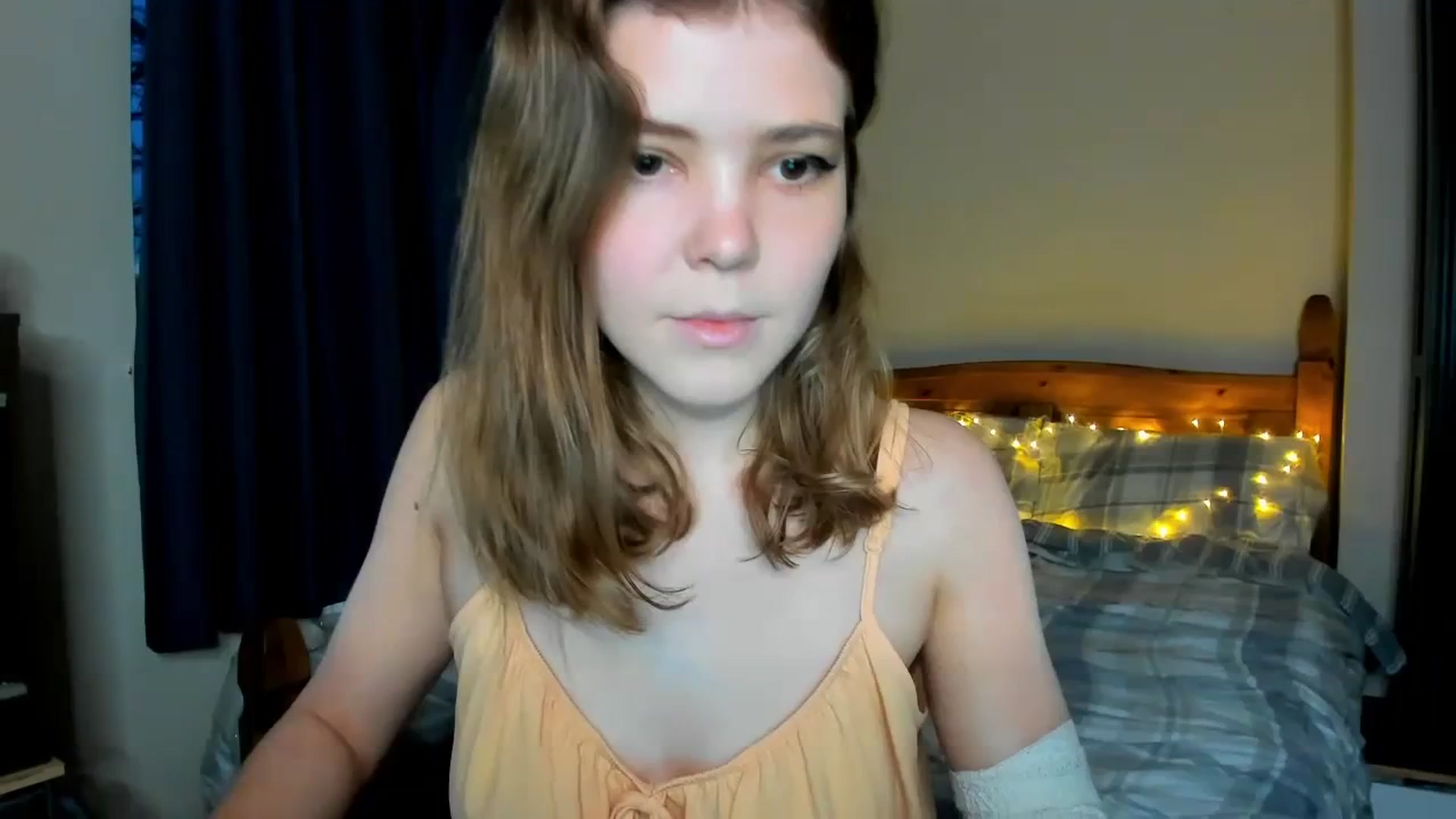 Gallery image thumbnail from EffyShy's myfreecams stream on, 11/22/2023, 16:10 image 14 of 20