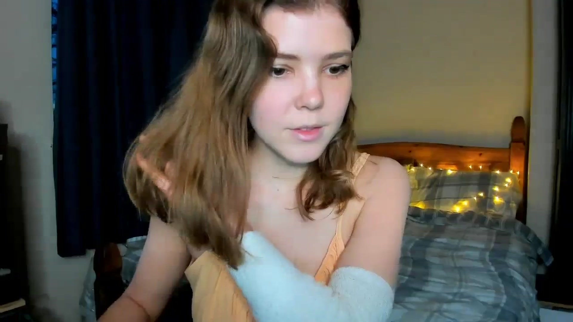 Gallery image thumbnail from EffyShy's myfreecams stream on, 11/22/2023, 16:10 image 13 of 20