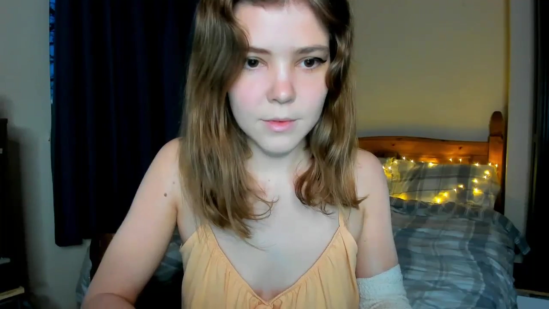 Gallery image thumbnail from EffyShy's myfreecams stream on, 11/22/2023, 16:10 image 12 of 20