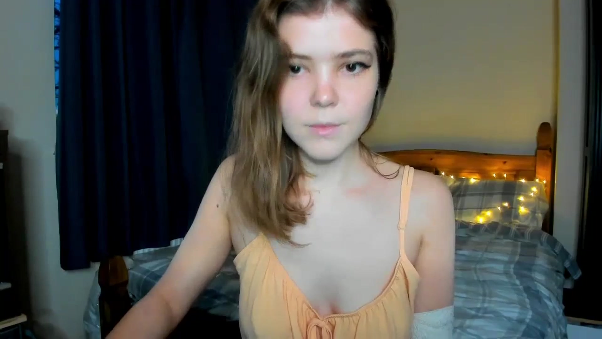 Gallery image thumbnail from EffyShy's myfreecams stream on, 11/22/2023, 16:10 image 8 of 20