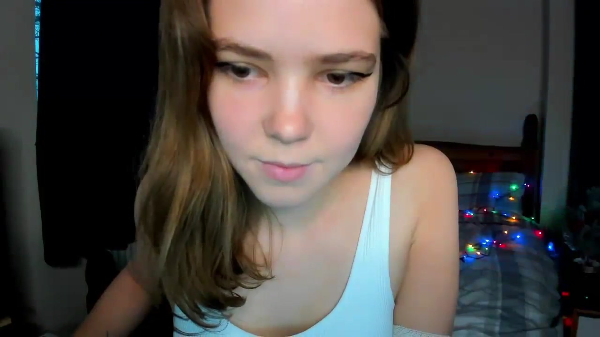 Gallery image thumbnail from EffyShy's myfreecams stream on, 12/11/2023, 15:49 image 18 of 20