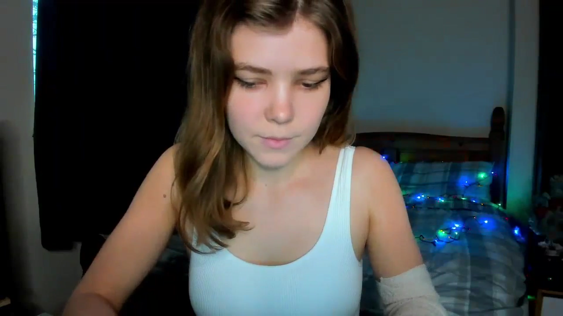 Gallery image thumbnail from EffyShy's myfreecams stream on, 12/11/2023, 15:49 image 3 of 20