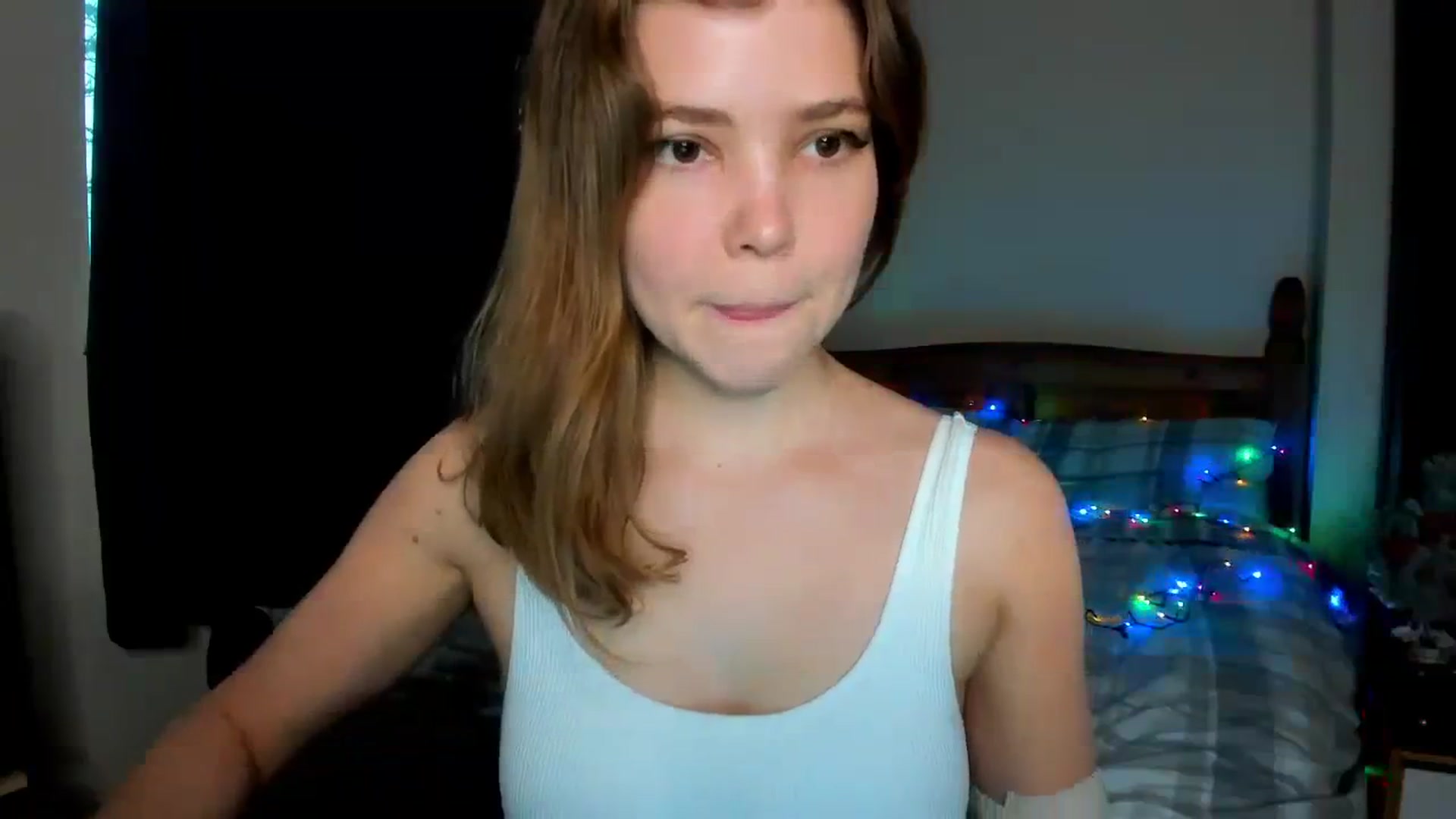 Gallery image thumbnail from EffyShy's myfreecams stream on, 12/11/2023, 15:49 image 2 of 20