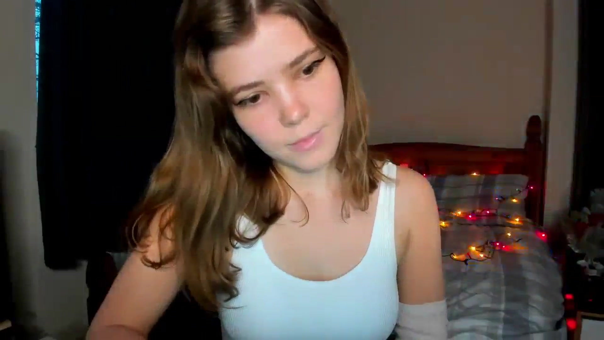 Gallery image thumbnail from EffyShy's myfreecams stream on, 12/11/2023, 15:49 image 19 of 20