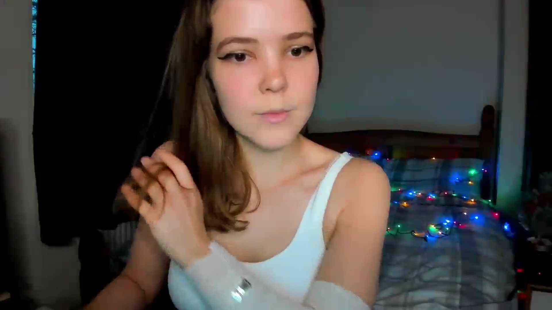 Gallery image thumbnail from EffyShy's myfreecams stream on, 12/11/2023, 15:49 image 20 of 20