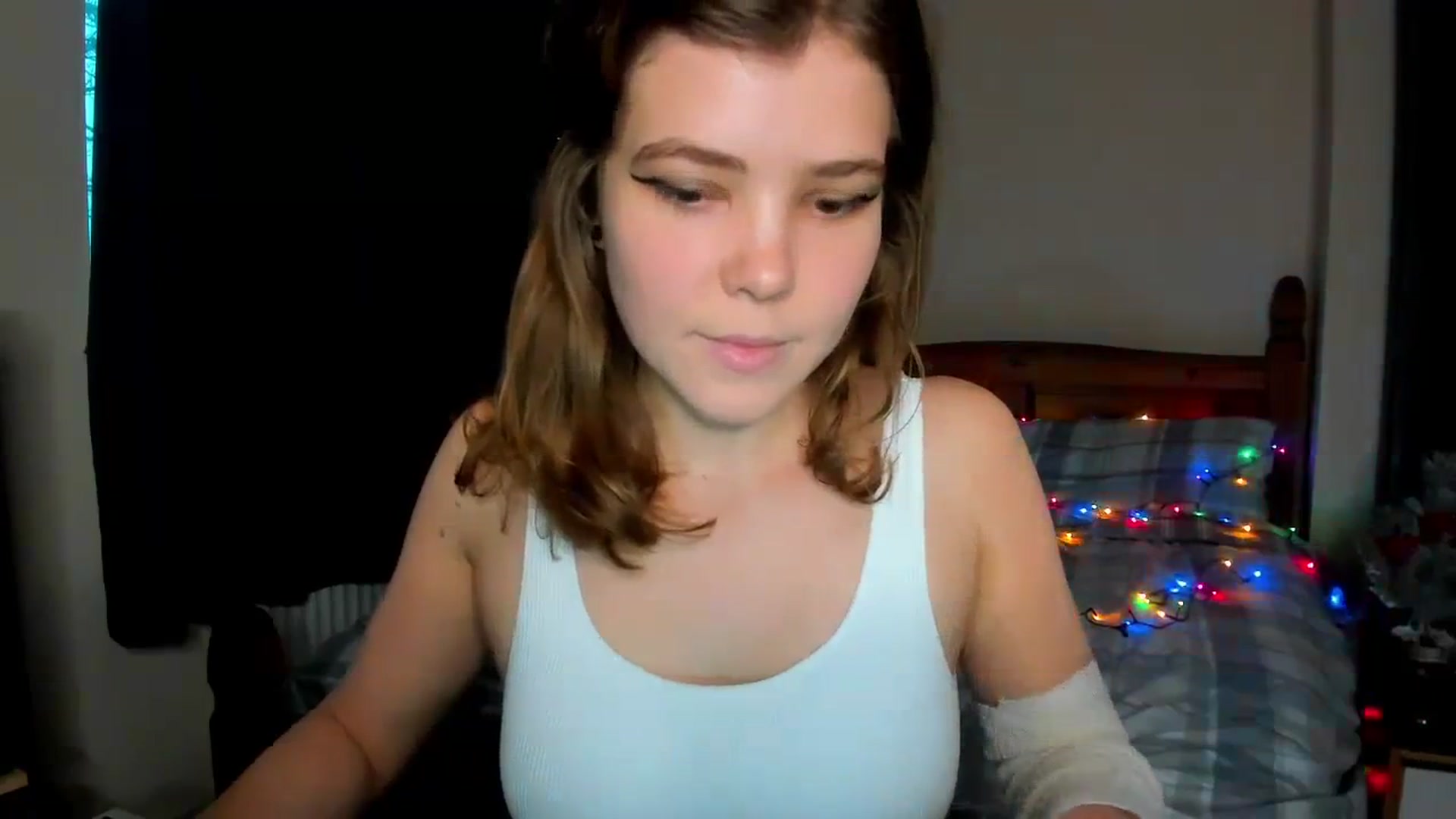 Gallery image thumbnail from EffyShy's myfreecams stream on, 12/11/2023, 15:49 image 10 of 20