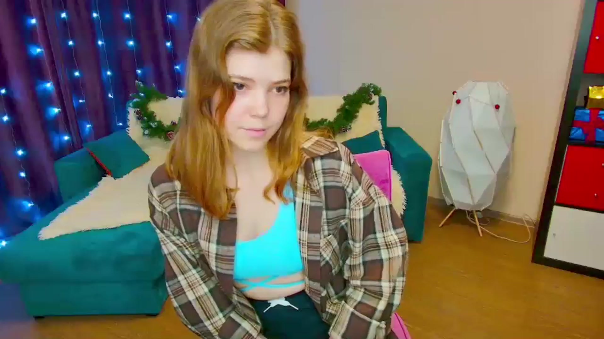 Gallery image thumbnail from EffyShy's myfreecams stream on, 12/31/2023, 22:24 image 16 of 20