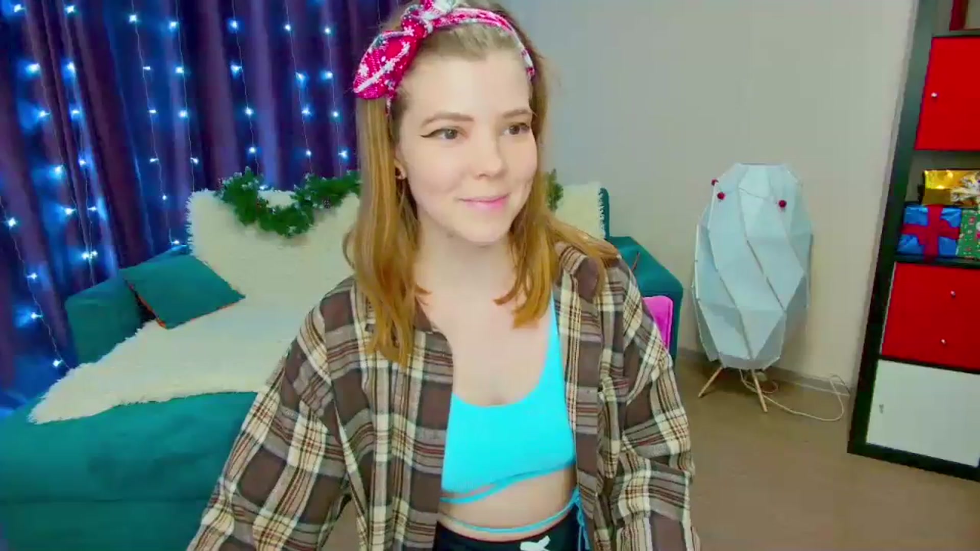 Gallery image thumbnail from EffyShy's myfreecams stream on, 01/05/2024, 20:05 image 10 of 20