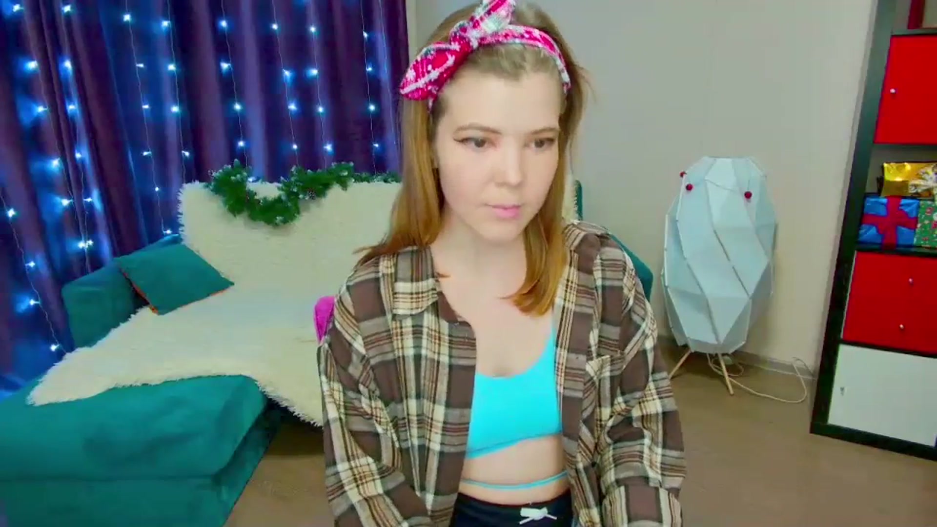 Gallery image thumbnail from EffyShy's myfreecams stream on, 01/05/2024, 20:05 image 6 of 20