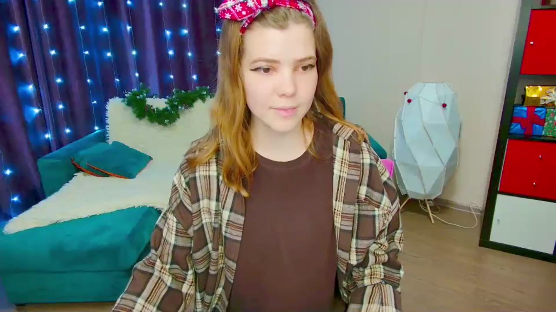 Gallery image thumbnail from EffyShy's myfreecams stream on, 01/06/2024, 13:41 image 2 of 20