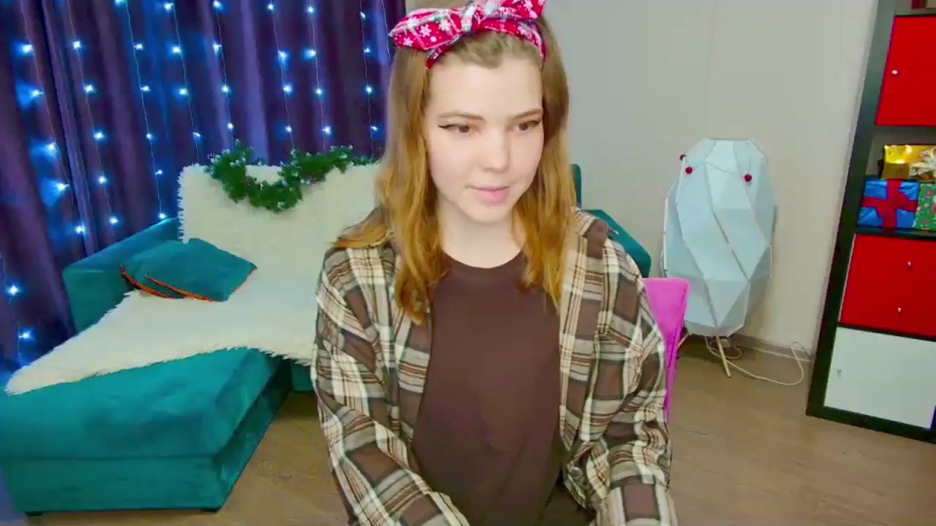 Gallery image thumbnail from EffyShy's myfreecams stream on, 01/06/2024, 13:41 image 1 of 20