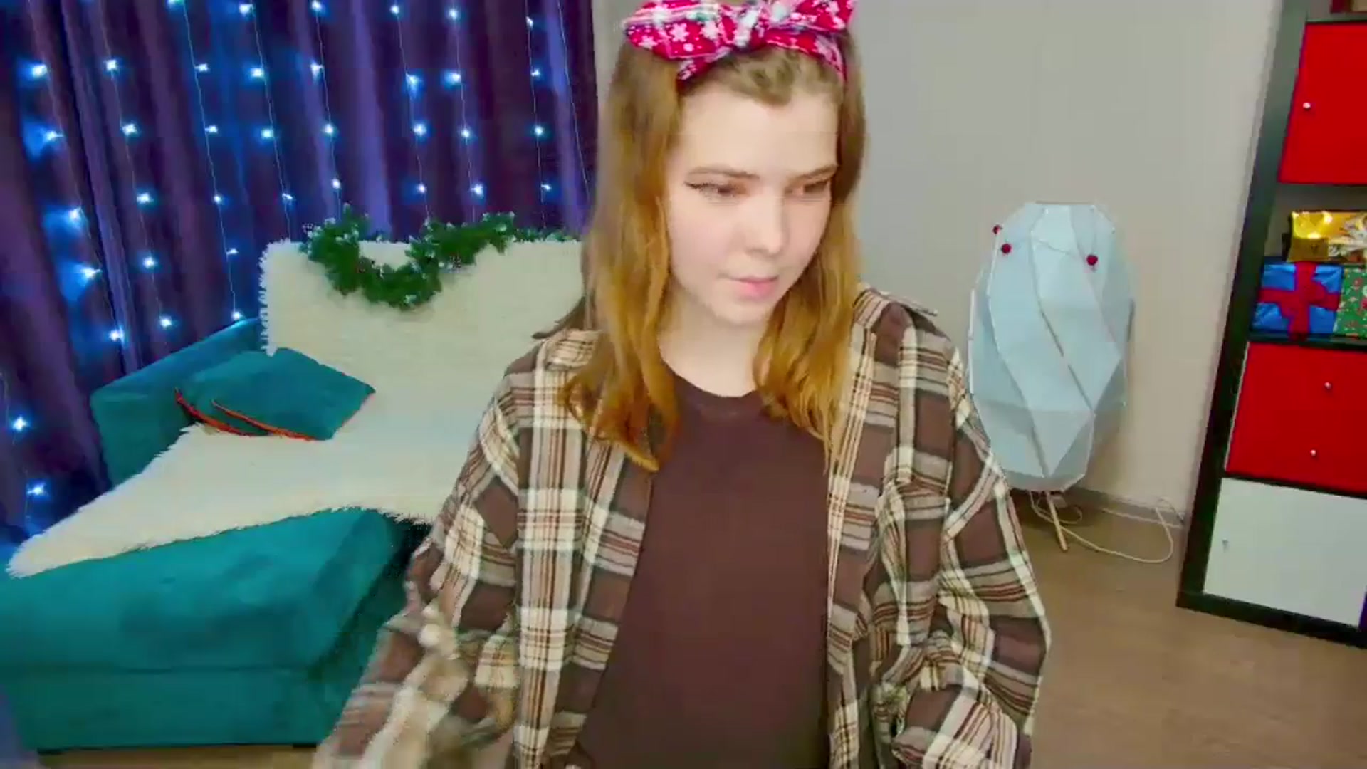 Gallery image thumbnail from EffyShy's myfreecams stream on, 01/06/2024, 13:41 image 17 of 20