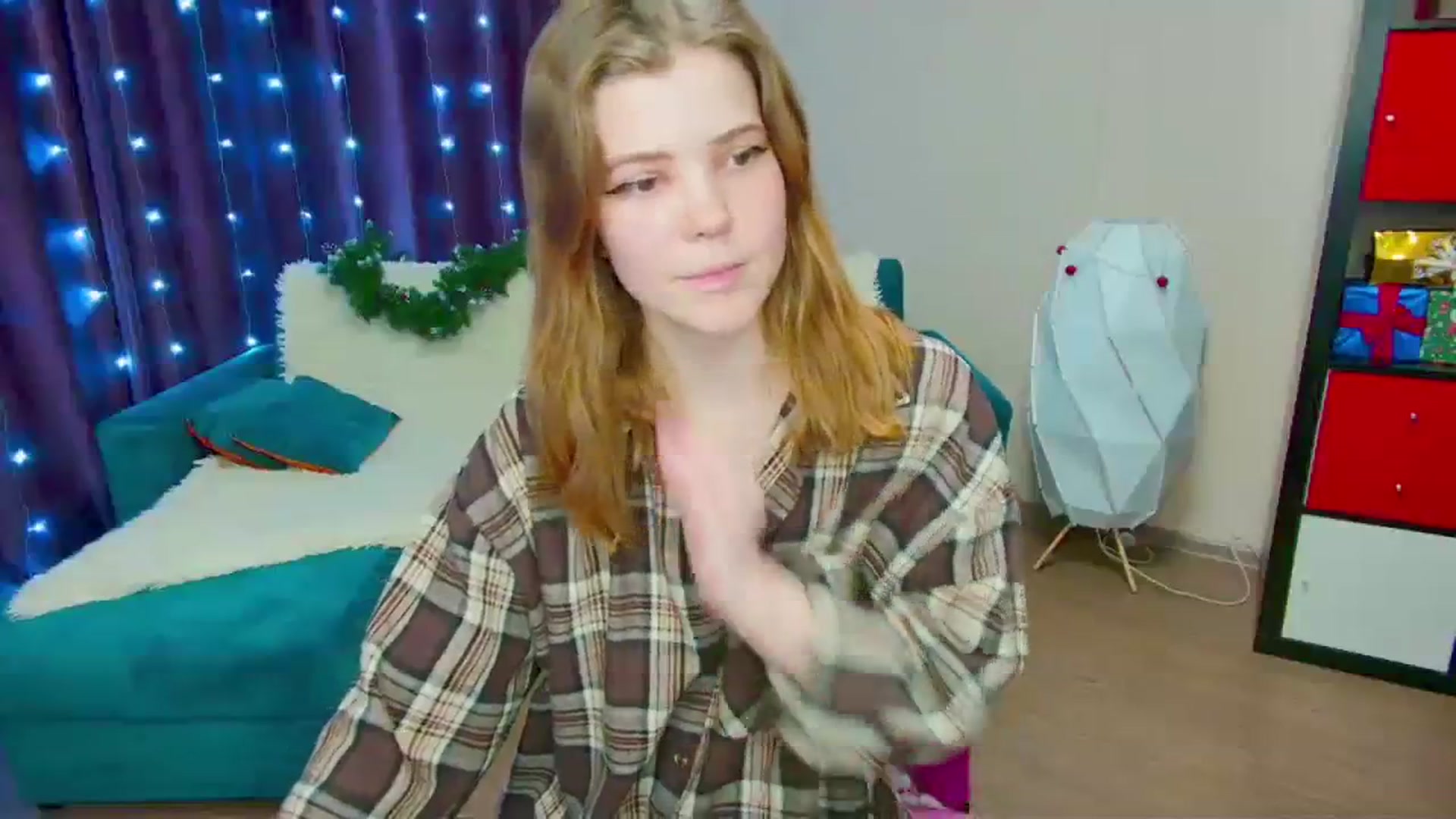 Gallery image thumbnail from EffyShy's myfreecams stream on, 01/06/2024, 18:18 image 13 of 20