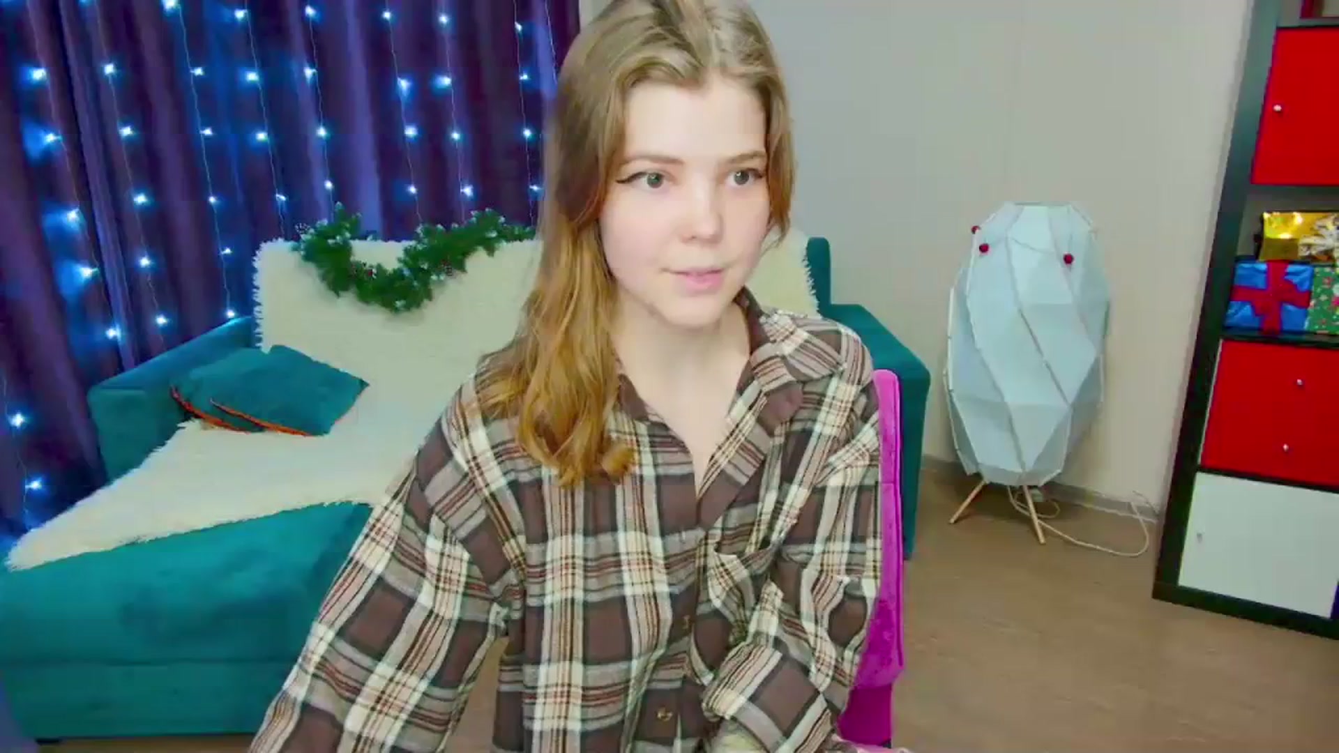 Gallery image thumbnail from EffyShy's myfreecams stream on, 01/06/2024, 18:18 image 7 of 20
