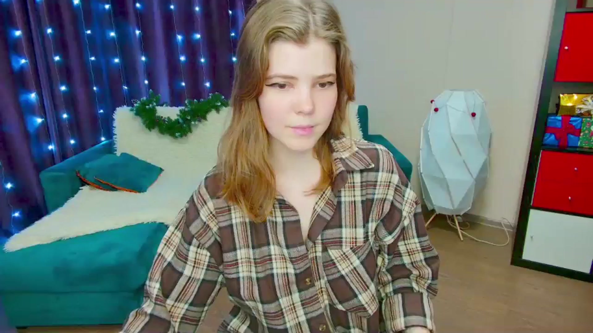 Gallery image thumbnail from EffyShy's myfreecams stream on, 01/06/2024, 18:18 image 1 of 20