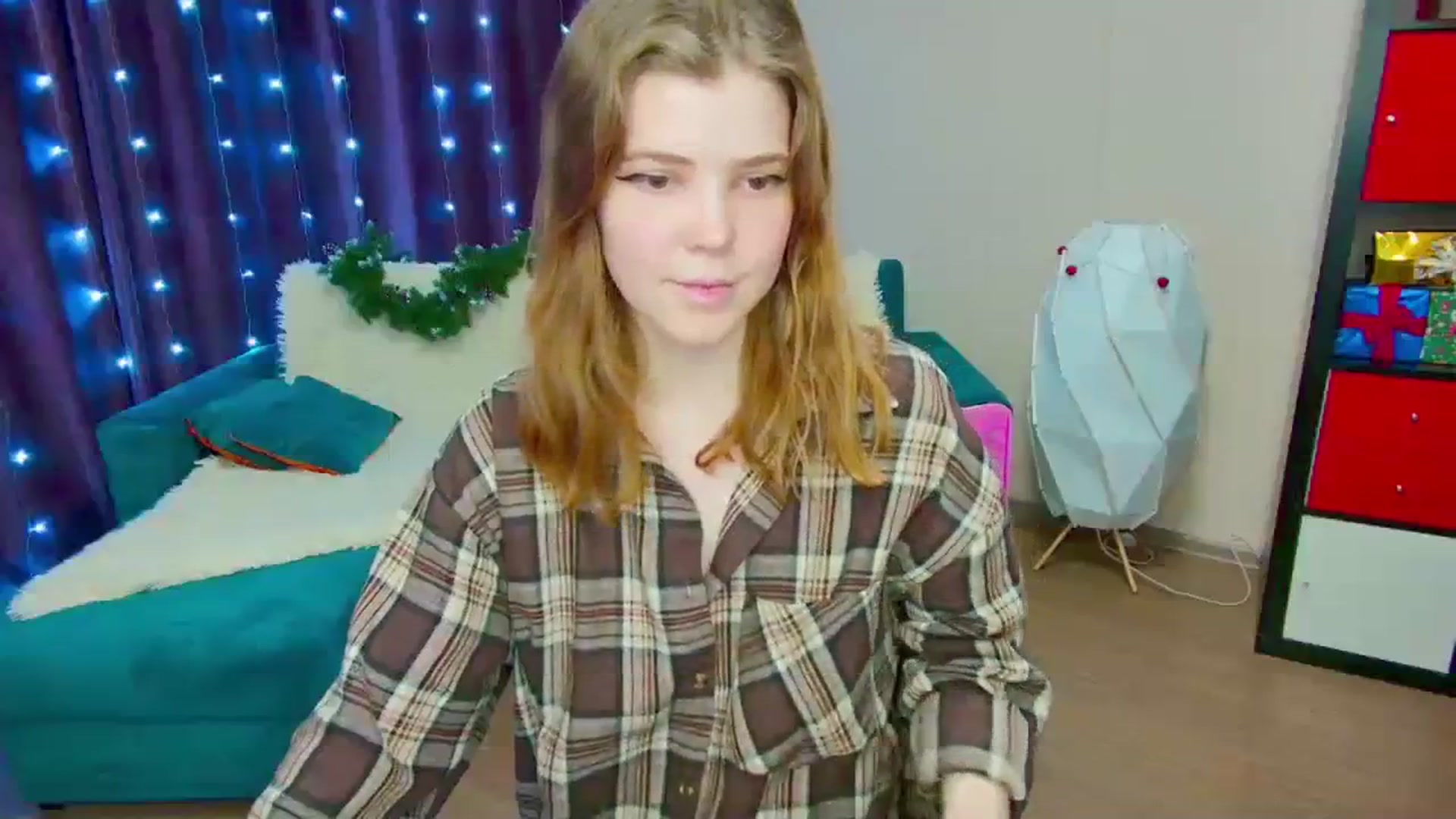 Gallery image thumbnail from EffyShy's myfreecams stream on, 01/06/2024, 18:18 image 19 of 20