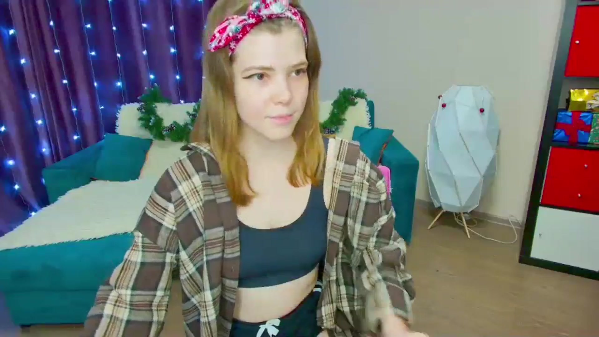 Gallery image thumbnail from EffyShy's myfreecams stream on, 01/10/2024, 15:35 image 15 of 20