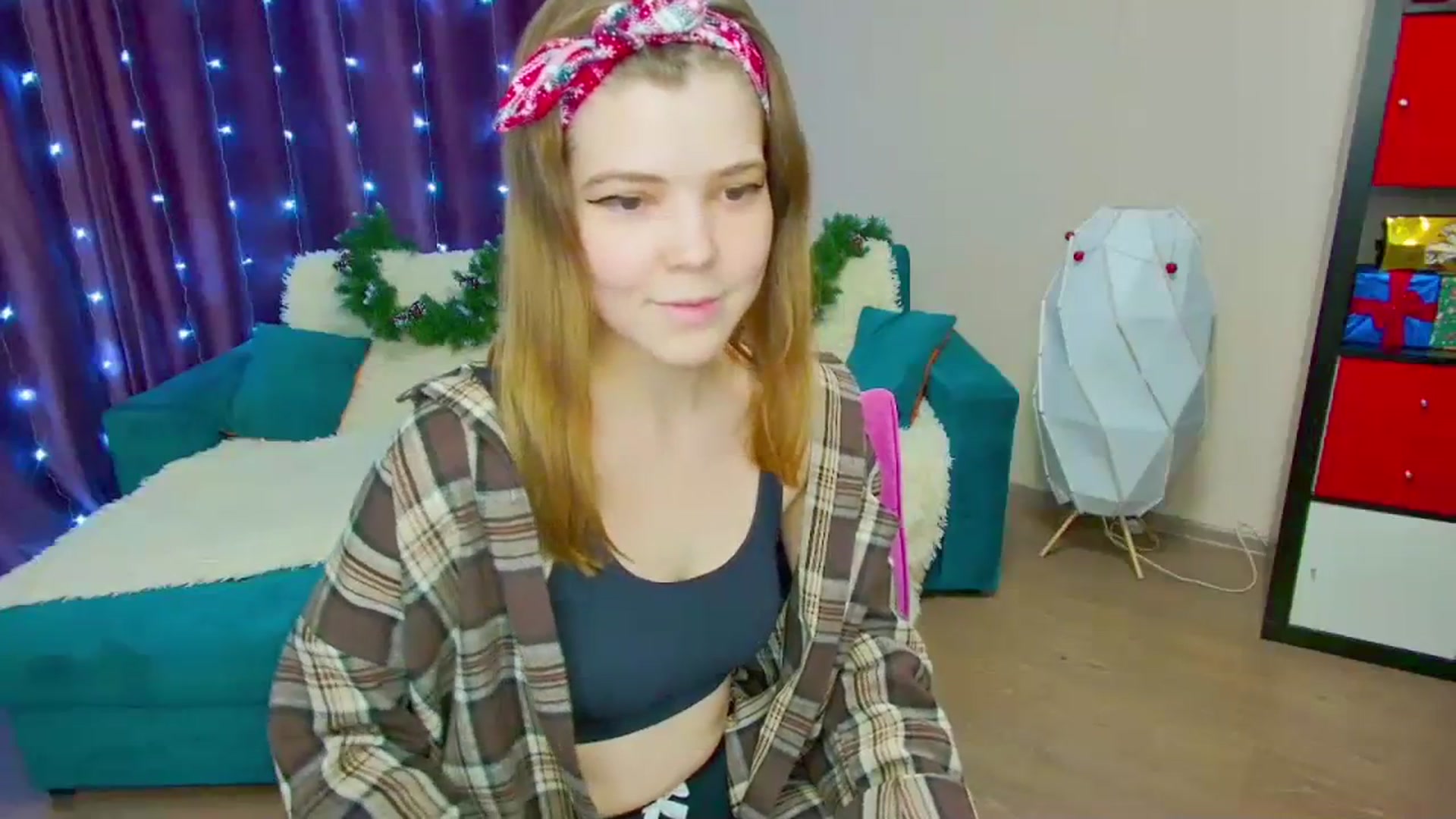 Gallery image thumbnail from EffyShy's myfreecams stream on, 01/10/2024, 15:35 image 18 of 20