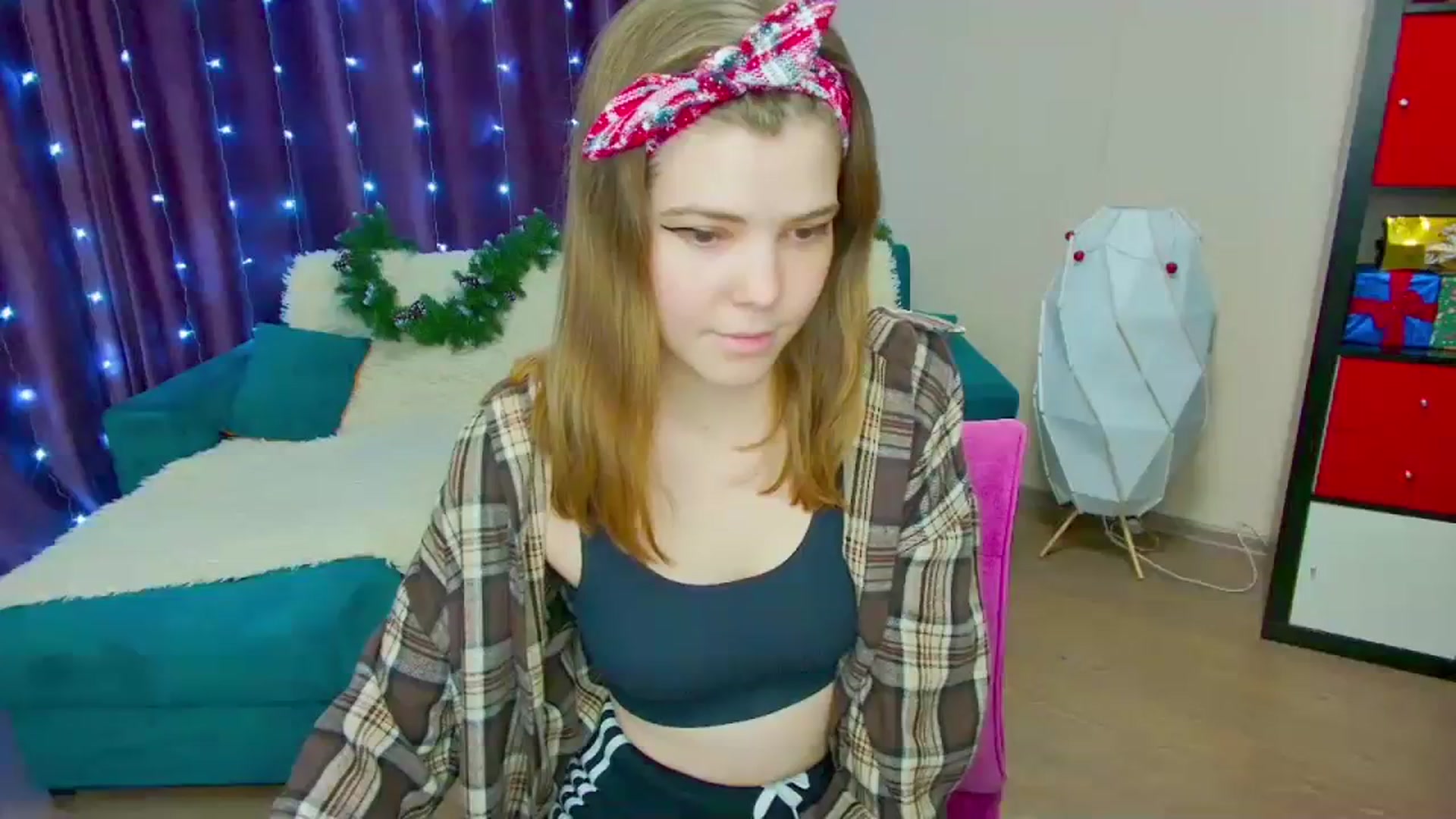 Gallery image thumbnail from EffyShy's myfreecams stream on, 01/10/2024, 15:57 image 1 of 20