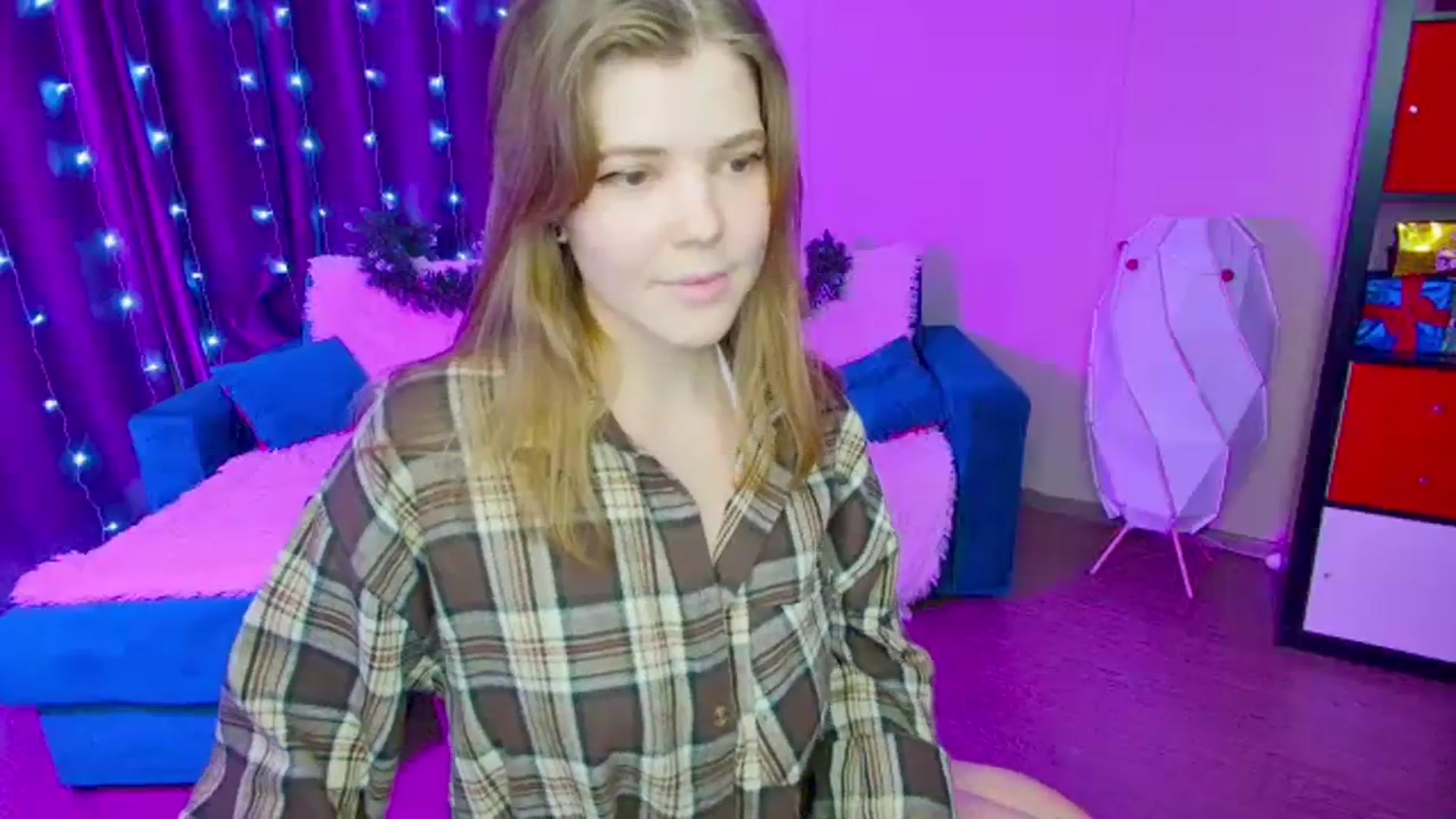 Gallery image thumbnail from EffyShy's myfreecams stream on, 01/11/2024, 18:35 image 3 of 20