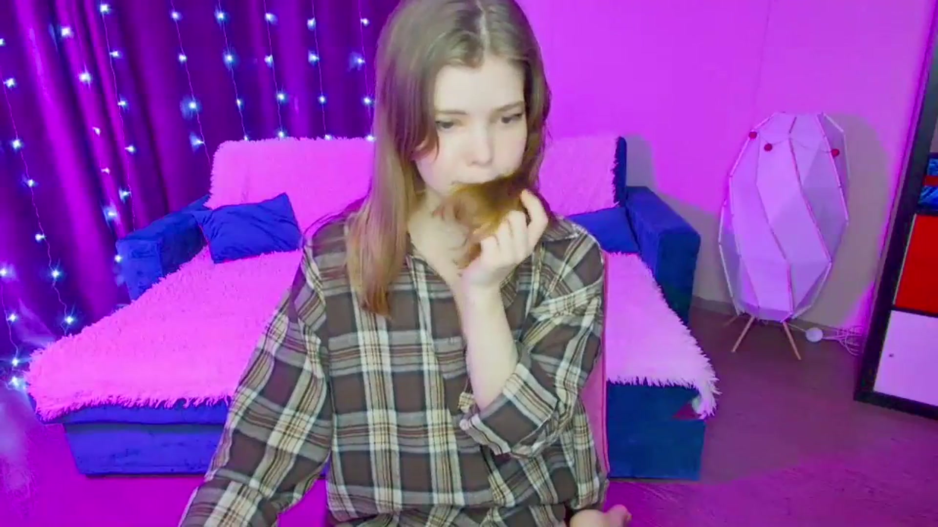 Gallery image thumbnail from EffyShy's myfreecams stream on, 01/15/2024, 20:54 image 14 of 20