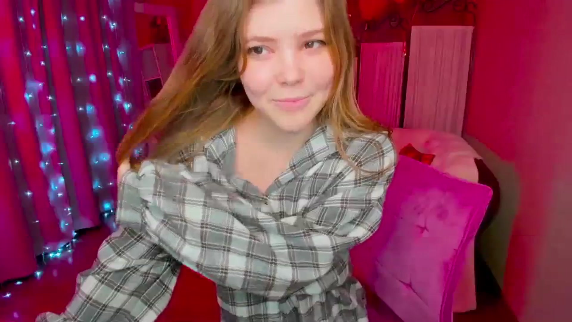 Gallery image thumbnail from EffyShy's myfreecams stream on, 02/22/2024, 19:54 image 20 of 20