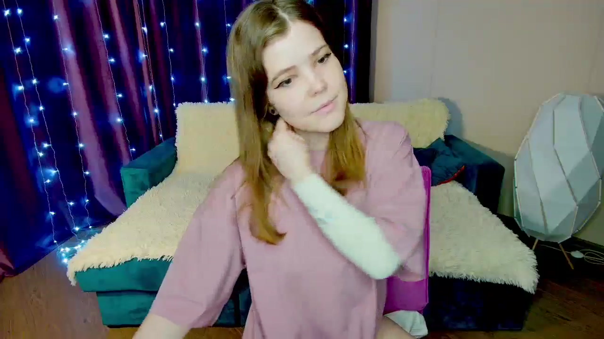 Gallery image thumbnail from EffyShy's myfreecams stream on, 03/06/2024, 13:47 image 3 of 20