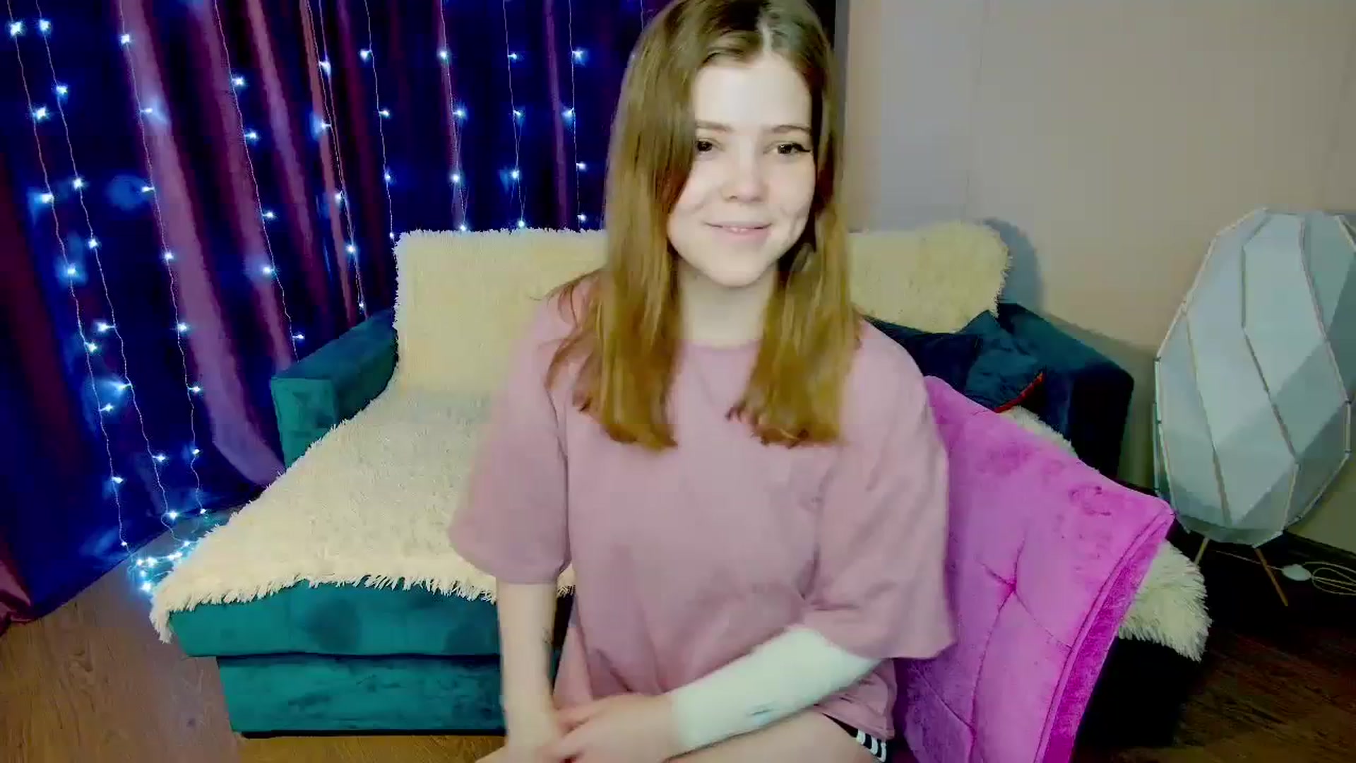 Gallery image thumbnail from EffyShy's myfreecams stream on, 03/06/2024, 13:47 image 1 of 20