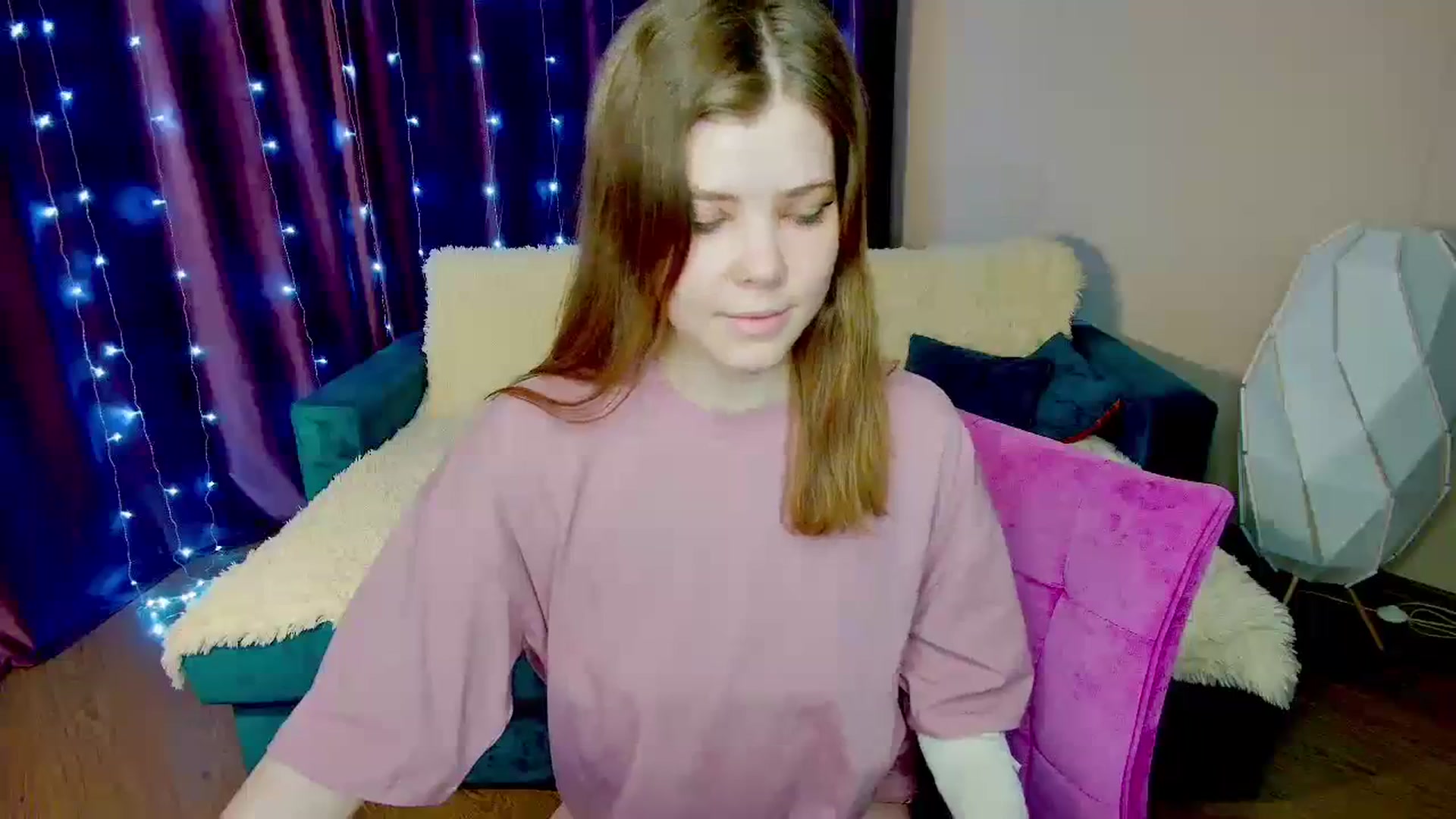 Gallery image thumbnail from EffyShy's myfreecams stream on, 03/06/2024, 13:47 image 6 of 20