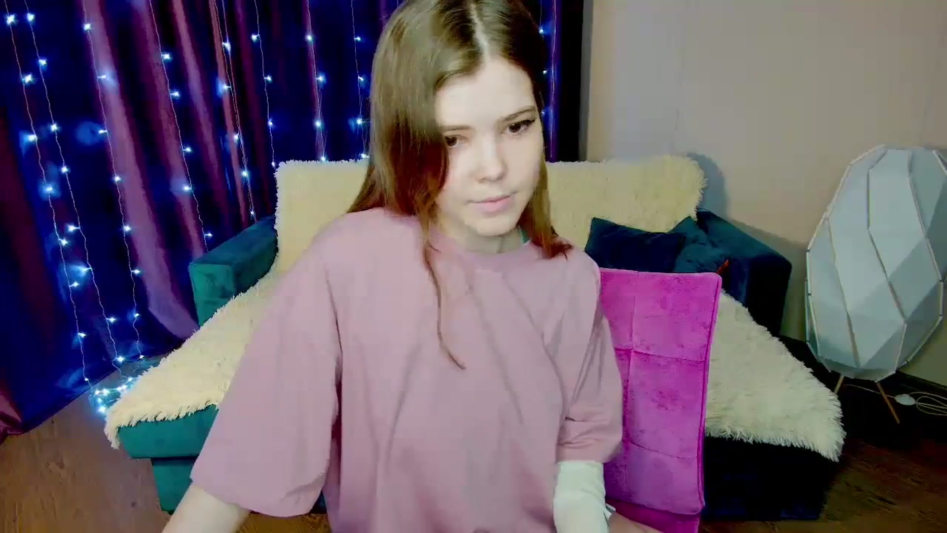 Gallery image thumbnail from EffyShy's myfreecams stream on, 03/06/2024, 13:47 image 16 of 20
