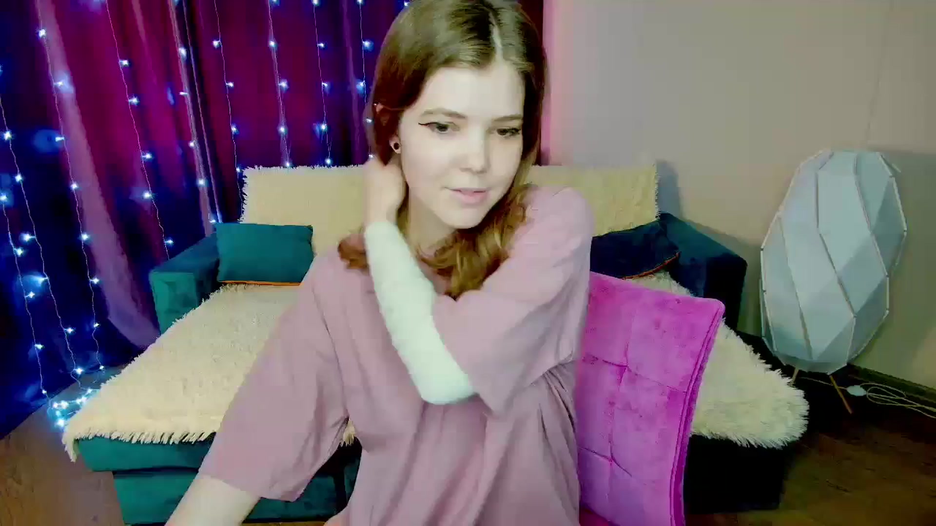 Gallery image thumbnail from EffyShy's myfreecams stream on, 03/07/2024, 12:30 image 11 of 20