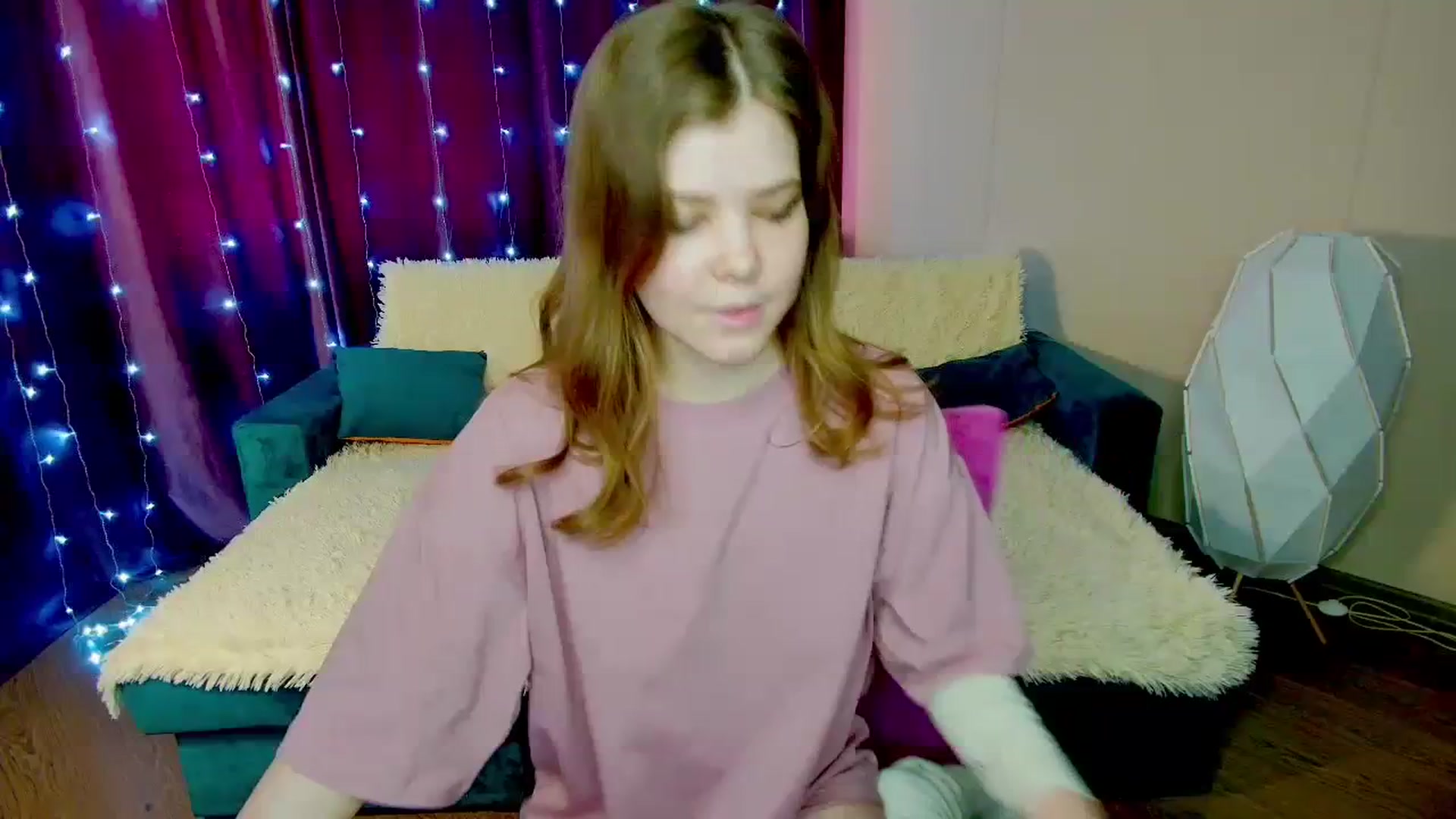 Gallery image thumbnail from EffyShy's myfreecams stream on, 03/07/2024, 12:30 image 1 of 20