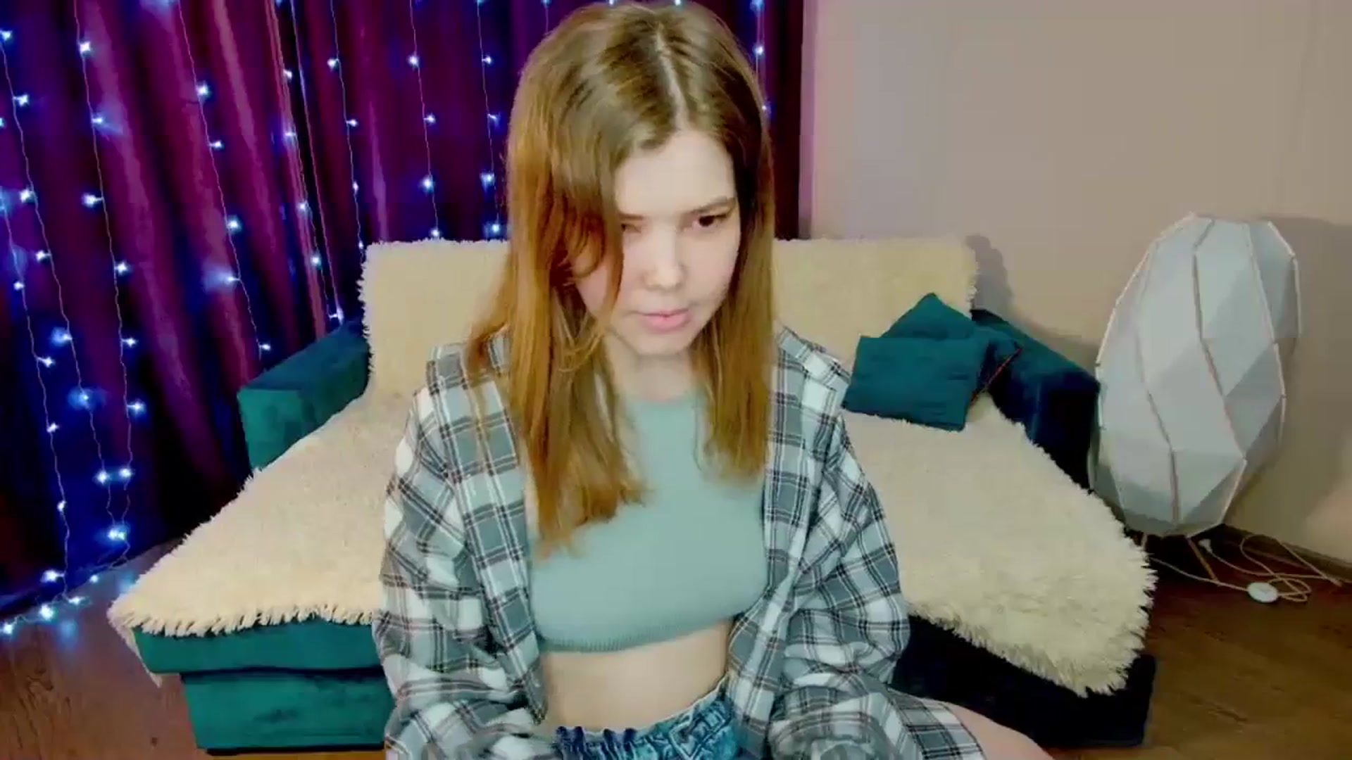 Gallery image thumbnail from EffyShy's myfreecams stream on, 03/11/2024, 08:41 image 6 of 20