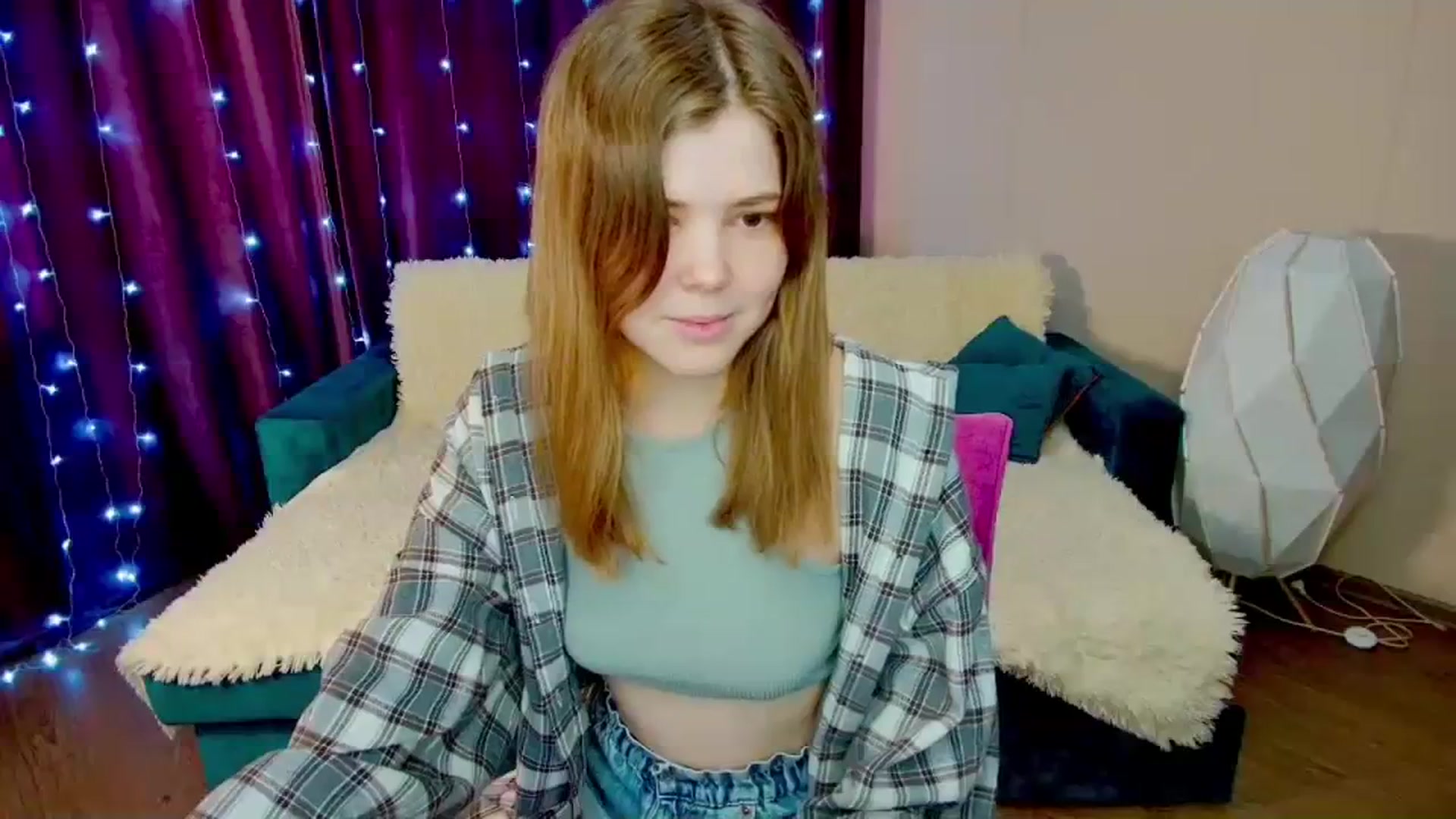 Gallery image thumbnail from EffyShy's myfreecams stream on, 03/11/2024, 08:41 image 16 of 20